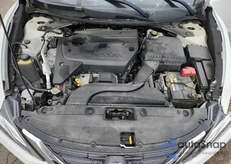 2018 Nissan Altima 2.5 из США, поврежденный, VIN 1N4AL3AP6JC260952